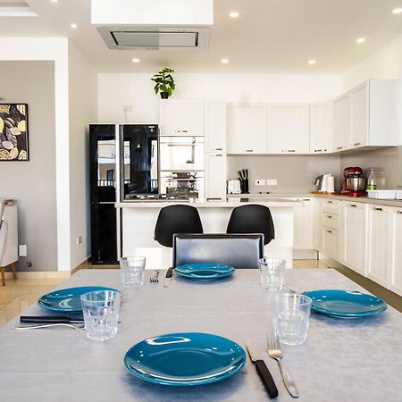 Mellieha, Luxury 3 Bedroom Azure Maisonette ภายนอก รูปภาพ