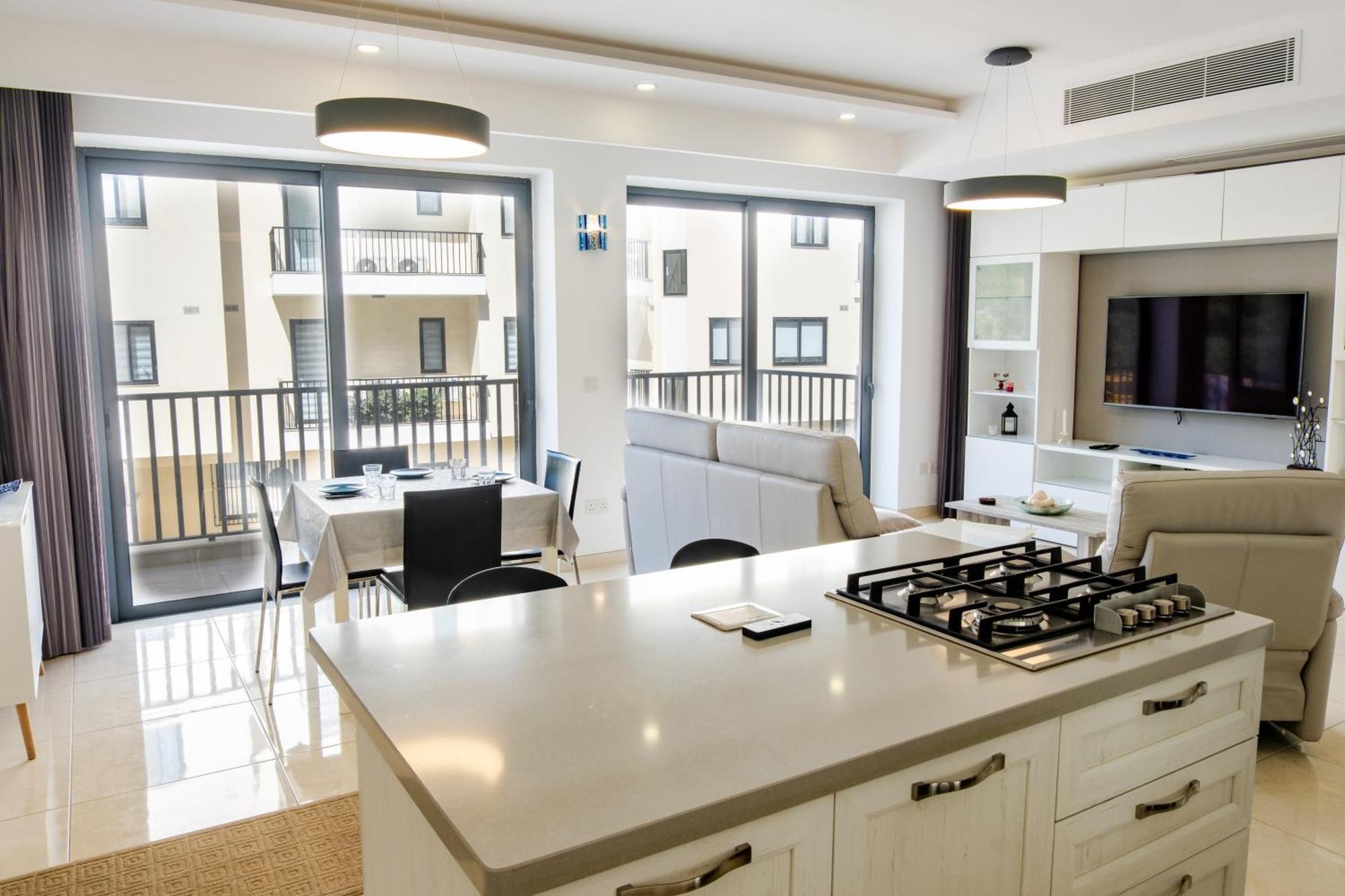 Mellieha, Luxury 3 Bedroom Azure Maisonette ภายนอก รูปภาพ