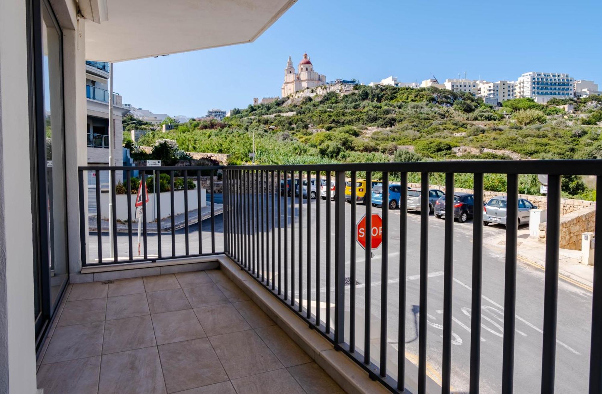 Mellieha, Luxury 3 Bedroom Azure Maisonette ภายนอก รูปภาพ